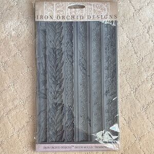 Iron Orchid Designs Decor Mould Trimmings 1 NIP
